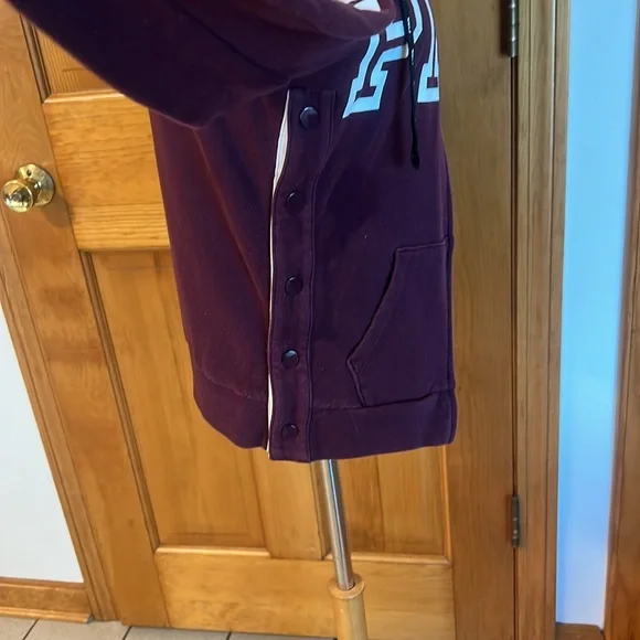 VICTORIAS SECRET PINK / MAROON HOODIE / XS - Picture 6 of 8